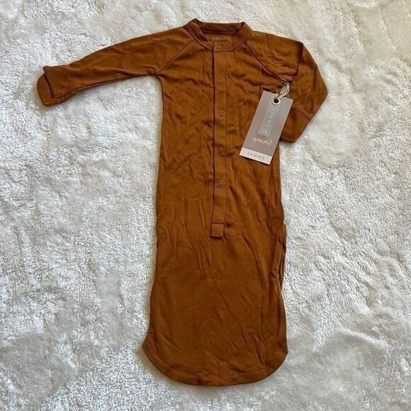 NWT Goumi Kids Sienna Gown SZ 0-3 mo Orange Snap Bamboo Baby Sleeper Jamms - Picture 1 of 3
